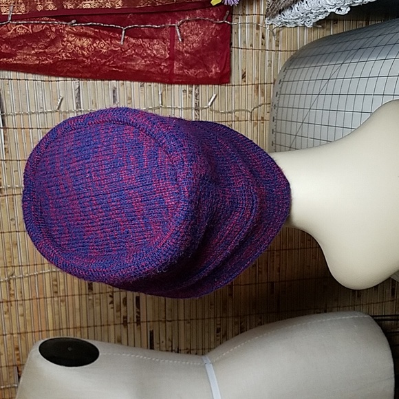 Gorgeous Blue and Burgundy Heavyweight Hat - Picture 3 of 7